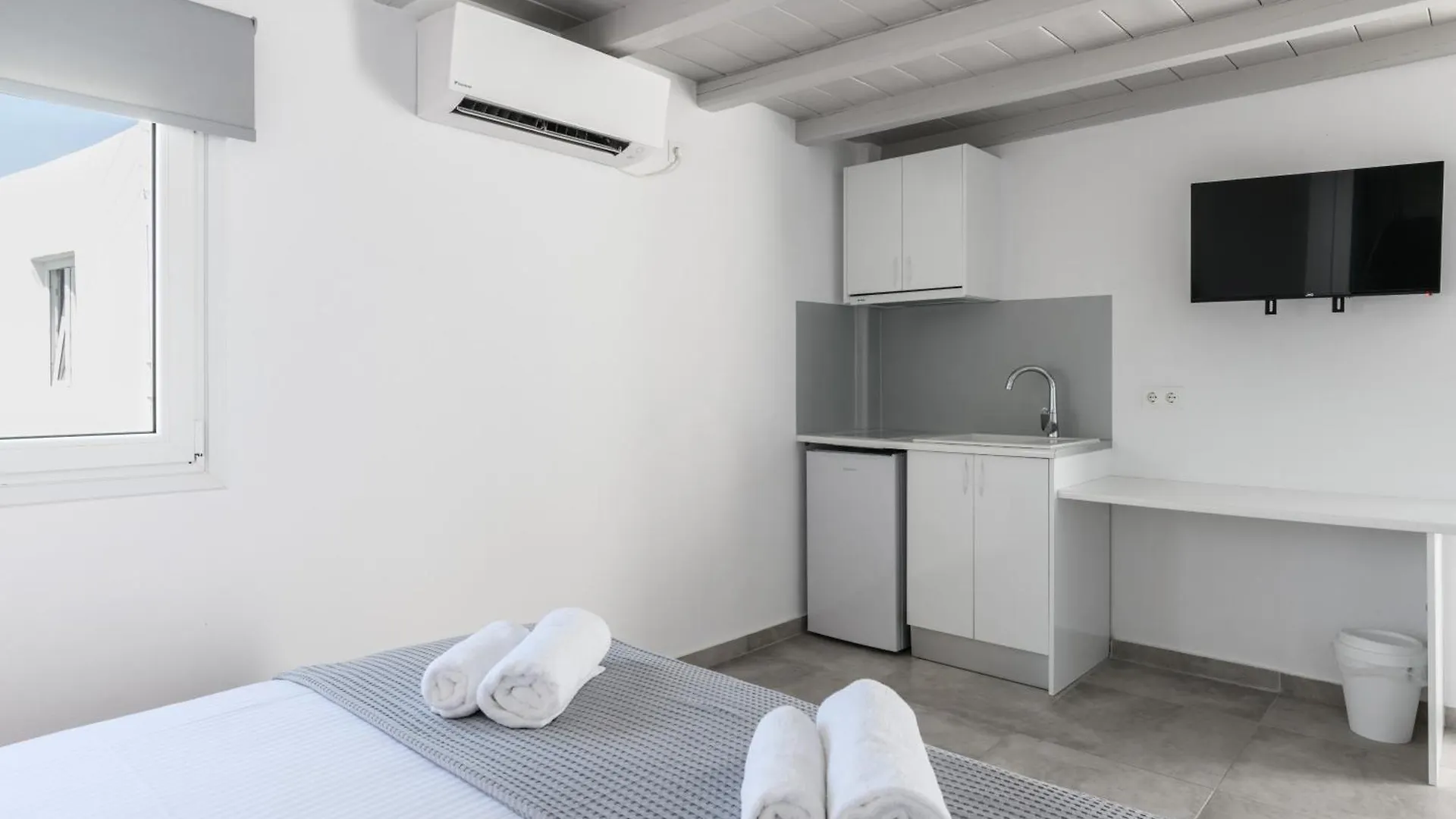 Eleven Keys Apartments Mykonos Town