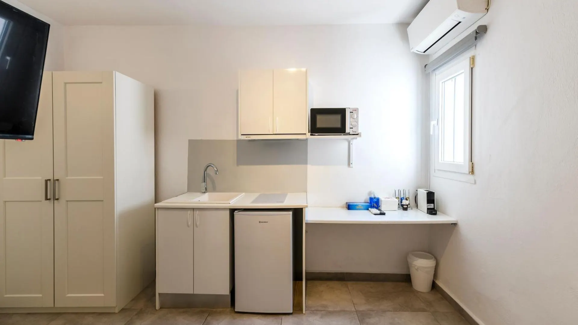 Eleven Keys Apartments Mykonos Town